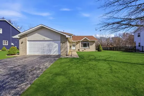 130 Fox Chase Dr S, Oswego, IL 60543