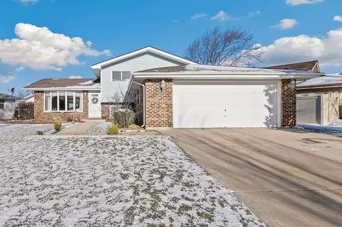 16538 Parliament Ave, Tinley Park, IL 60477