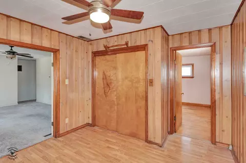 Entry Way - 1562 S 5th Ave, Kankakee, IL 60901 photo 1 of 1