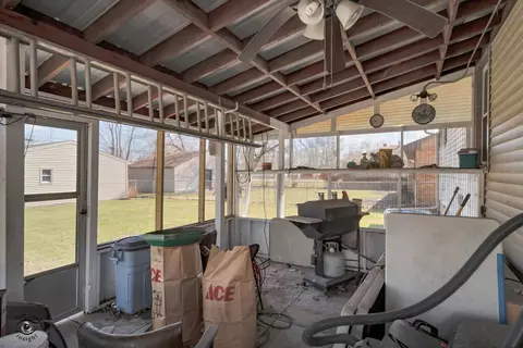 Exterior - 1562 S 5th Ave, Kankakee, IL 60901 photo 4 of 4