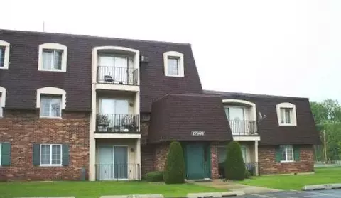 17963 Amherst Ct #102, Country Club Hills, IL 60478