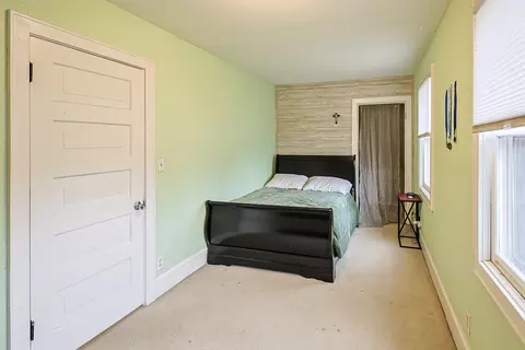 Bedroom - 453 Orchard St, Elgin, IL 60123 photo 2 of 4