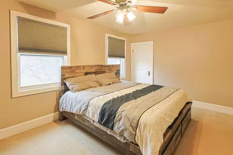 Bedroom - 453 Orchard St, Elgin, IL 60123 photo 1 of 4