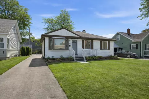 537 E 161st Pl, South Holland, IL 60473