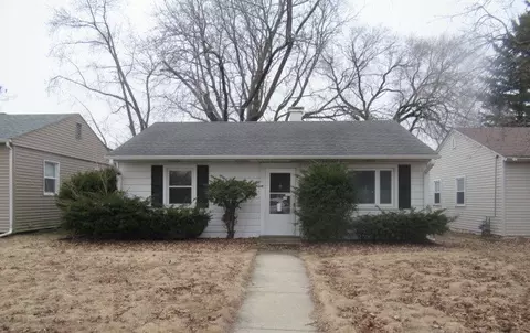 347 Park Dr, Joliet, IL 60436