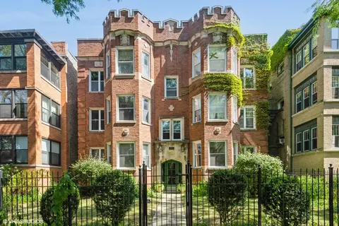 4745 N Malden St #1S, Chicago, IL 60640