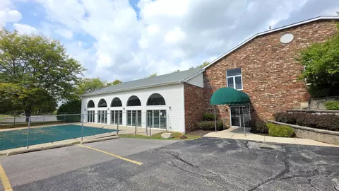 4302 W Shamrock Ln #2D, Mchenry, IL 60050 photo 8