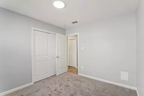 Bedroom - 16524 Sawyer Ave, Markham, IL 60428 photo 4 of 8