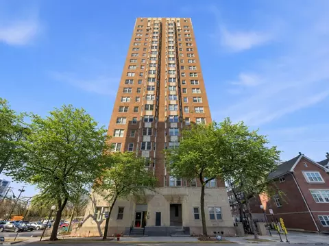 5000 S Cornell Ave #20A, Chicago, IL 60615