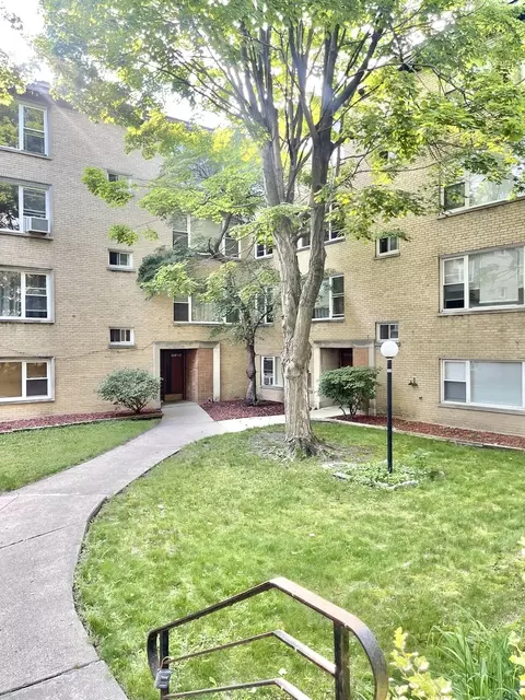 6146 N Damen Ave #GH, Chicago, IL 60659
