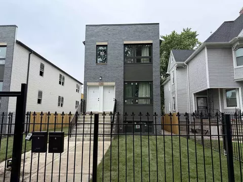736 N Pine Ave, Chicago, IL 60644