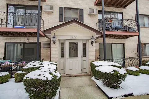 5151 N East River Rd #125A, Chicago, IL 60656