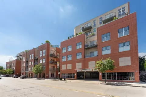 1236 Chicago Ave #403, Evanston, IL 60202