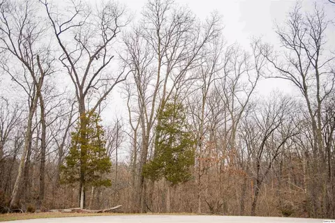 4611 Barbara Jane Ct, Quincy, IL 62305