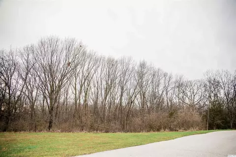 Se Cor Lot 15, Quincy, IL 62305