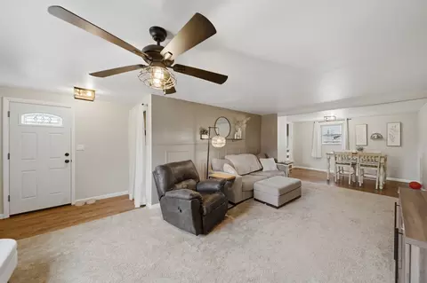 Other - 418 E Wall St, Morrison, IL 61270 photo 4 of 9