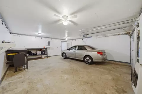 Exterior - 418 E Wall St, Morrison, IL 61270 photo 5 of 6
