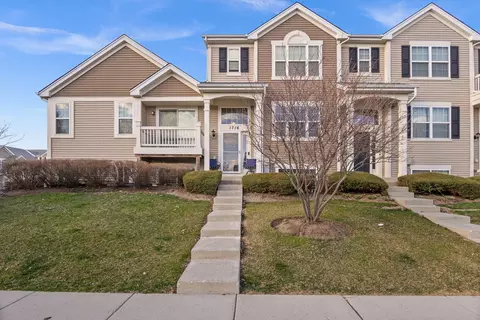 1716 Windward Dr, Pingree Grove, IL 60140