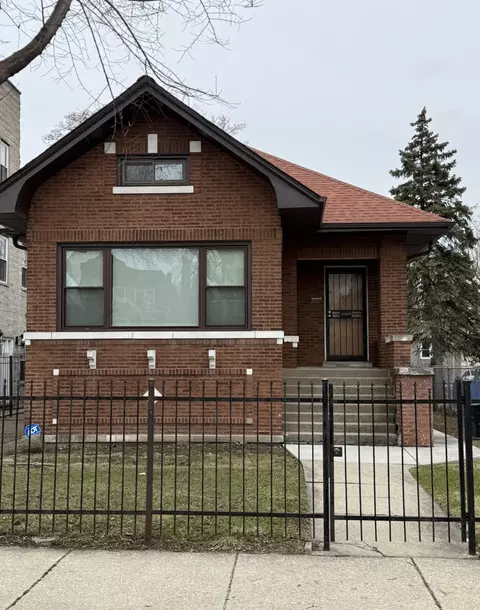 5939 W Huron St, Chicago, IL 60644