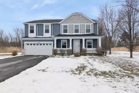 1110 Walker Ct, Antioch, IL 60002