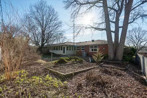 Exterior - 402 S Blair Dr, Normal, IL 61761 photo 7 of 8