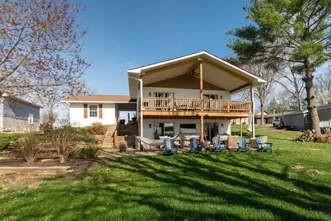 1459 Nassau Ln, Marion, IL 62959