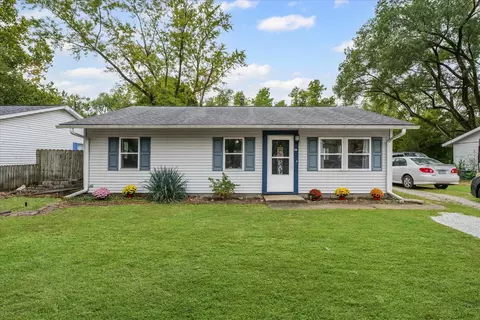 2013 Southwood Dr, Champaign, IL 61821