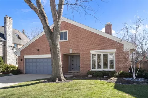 710 Ouilmette Ln, Wilmette, IL 60091