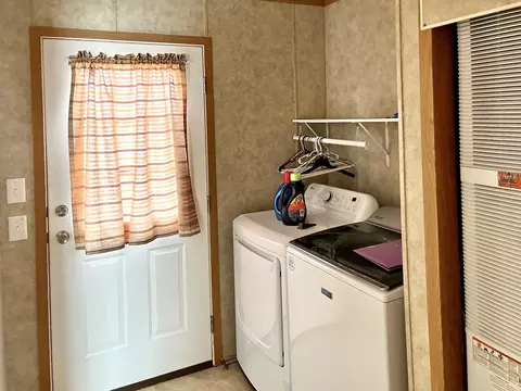 617 6th St, Bloomington, IL 61704 photo 9