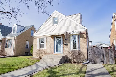 7734 W Rascher Ave, Chicago, IL 60656