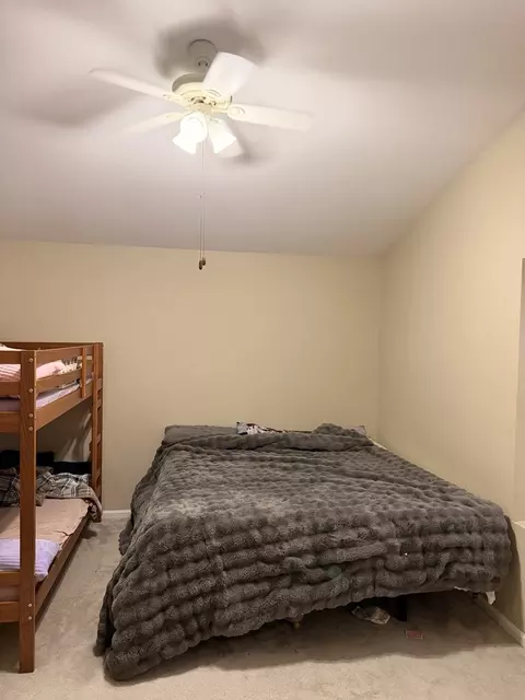 Bedroom - 4791 Amber Cir, Hoffman Estates, IL 60192 photo 1 of 1