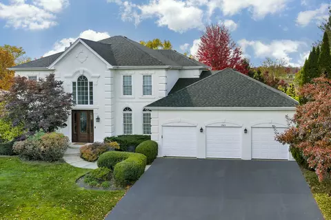 1563 Suzann Ter, Northbrook, IL 60062