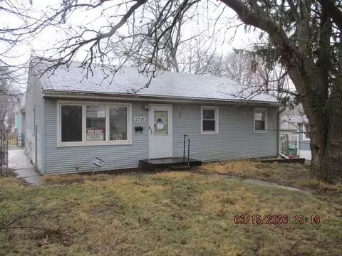 2716 Gideon Ave, Zion, IL 60099