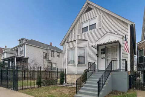 2450 N Central Park Ave, Chicago, IL 60647