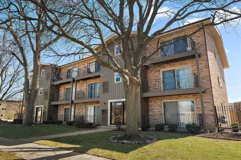 3709 W 119th St #112, Alsip, IL 60803