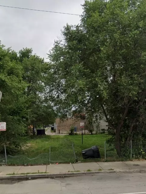 310 E Pershing Rd, Chicago, IL 60653
