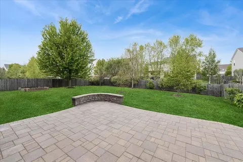 Exterior - 2984 Shamrock Cir, Elgin, IL 60124 photo 4 of 6