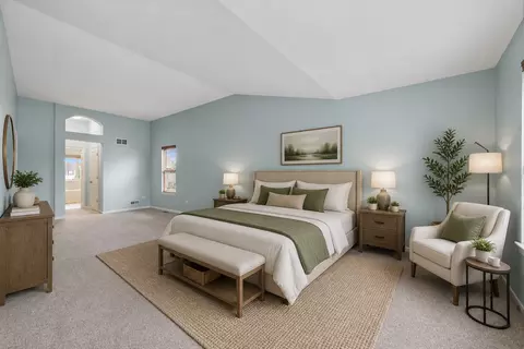 Bedroom - 2984 Shamrock Cir, Elgin, IL 60124 photo 1 of 6