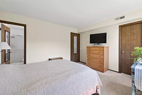 Bedroom - 603 Waters Edge Dr #D, Mchenry, IL 60050 photo 2 of 3