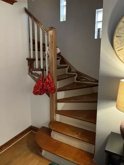 Entry Way - Undisclosed, Chicago, IL 60628 photo 2 of 2