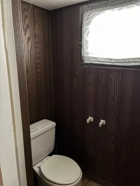 Bath - Undisclosed, Chicago, IL 60628 photo 1 of 1