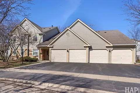 2404 Mallow Ct #Z1, Schaumburg, IL 60194