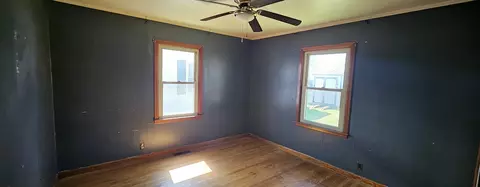 Bedroom - 209 N Reader St, Mounds, IL 62964 photo 2 of 2