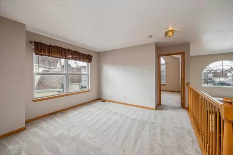 Living - 1852 Maple Glen Dr, Plainfield, IL 60586 photo 5 of 5