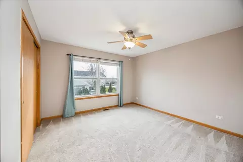Bedroom - 1852 Maple Glen Dr, Plainfield, IL 60586 photo 5 of 6