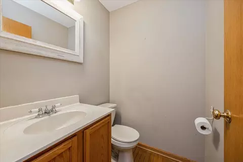 Bath - 1852 Maple Glen Dr, Plainfield, IL 60586 photo 3 of 4