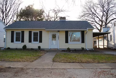 103 N Jefferson St, Flanagan, IL 61740