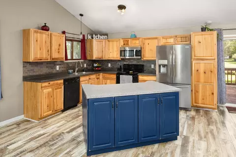 Kitchen - 3440 Cardinal Ln, Morris, IL 60450 photo 3 of 5