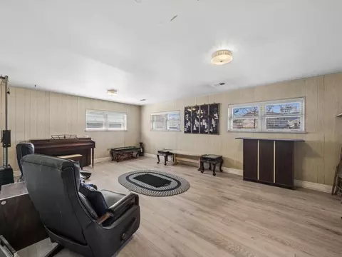 Other - 1000 Lancaster Ct, Hoffman Estates, IL 60169 photo 1 of 2