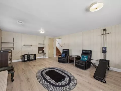 Living - 1000 Lancaster Ct, Hoffman Estates, IL 60169 photo 3 of 3